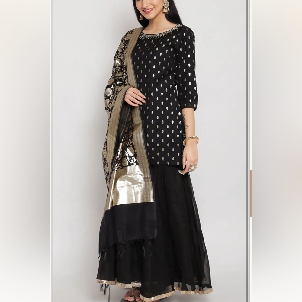 Indian / Pakistan Black Metallic Kurta Garara Suit - Picture 4 of 7